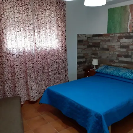 Torre De Guzman, A Un Minuto Andando De La Playa, En El Mejor Sitio De Conil 콘일데라프론테라